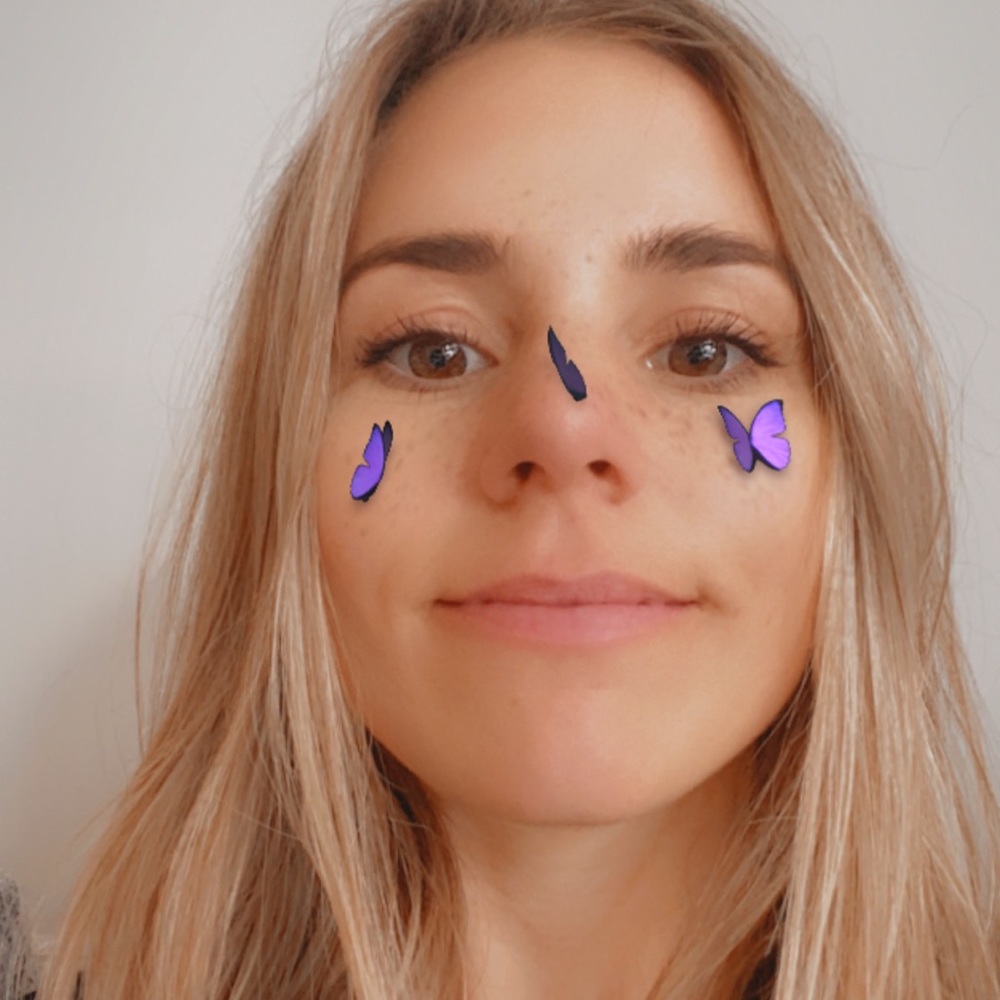 Meet your Posher, Emily